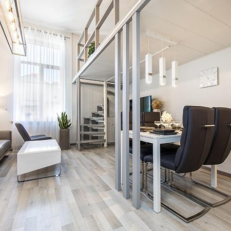 Loft Apartment In Klaipeda Oldtown Екстериор снимка