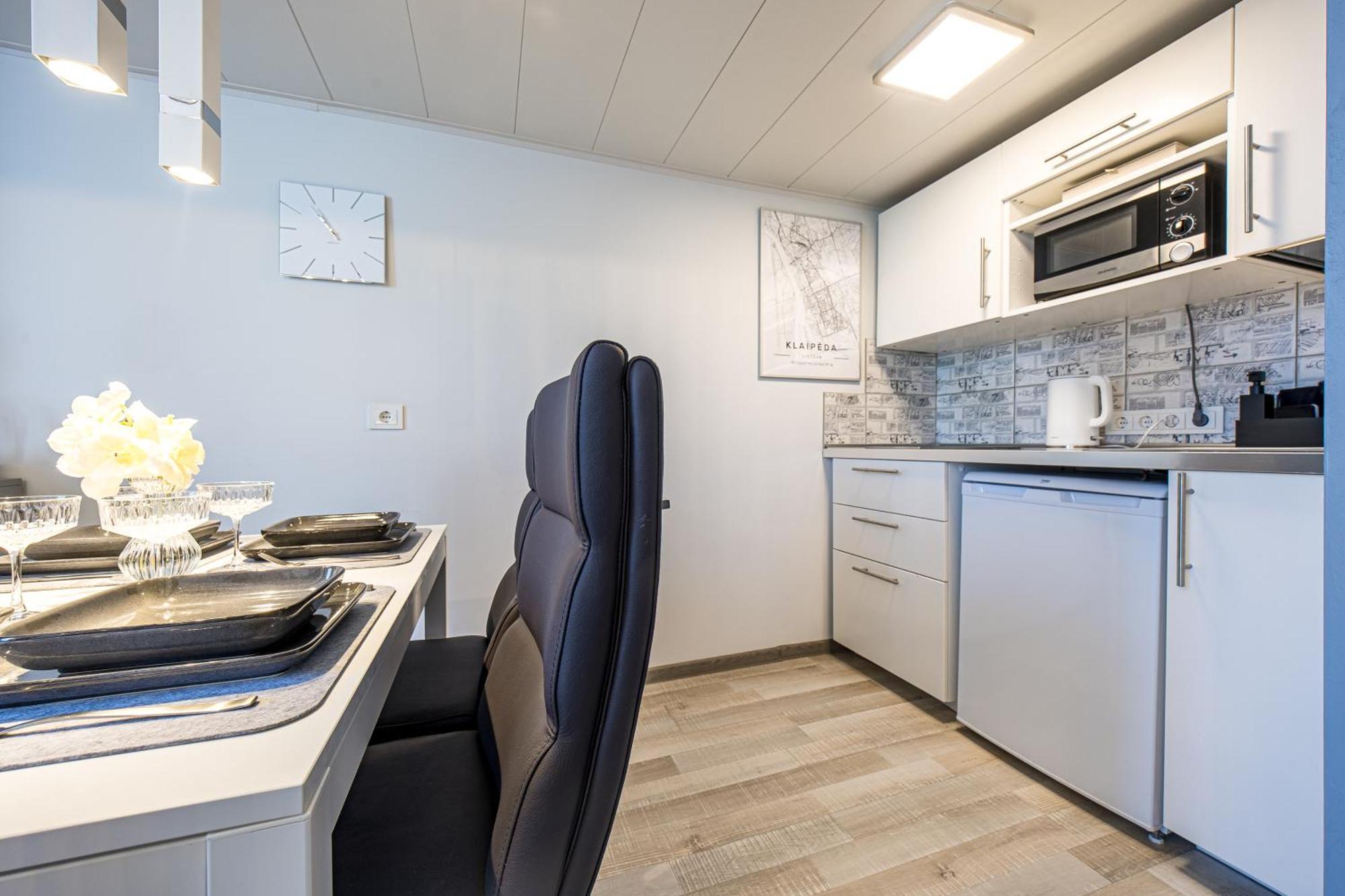 Loft Apartment In Klaipeda Oldtown Екстериор снимка