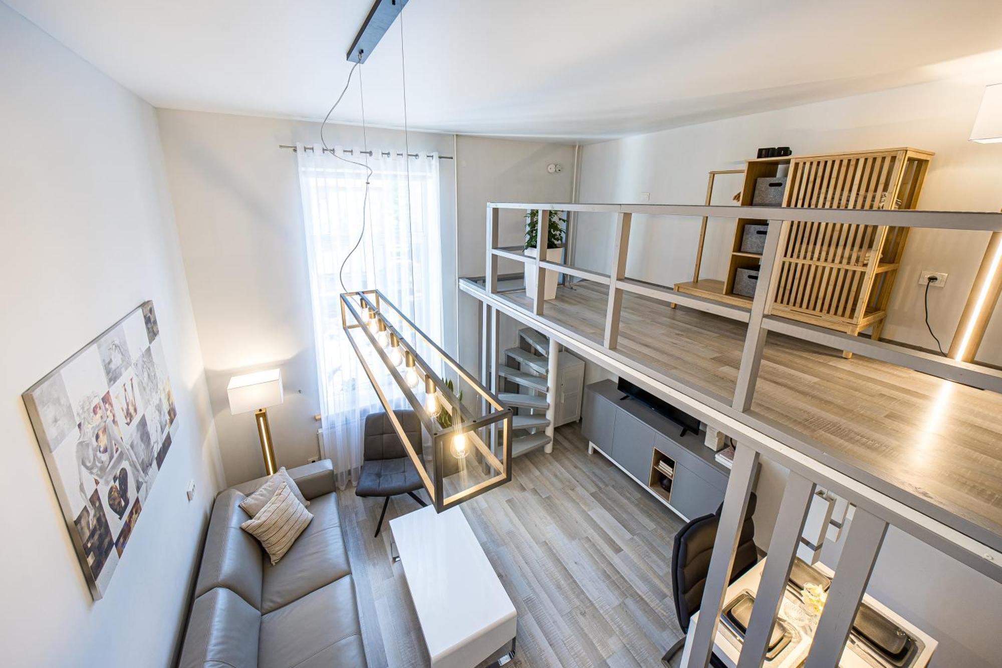 Loft Apartment In Klaipeda Oldtown Екстериор снимка